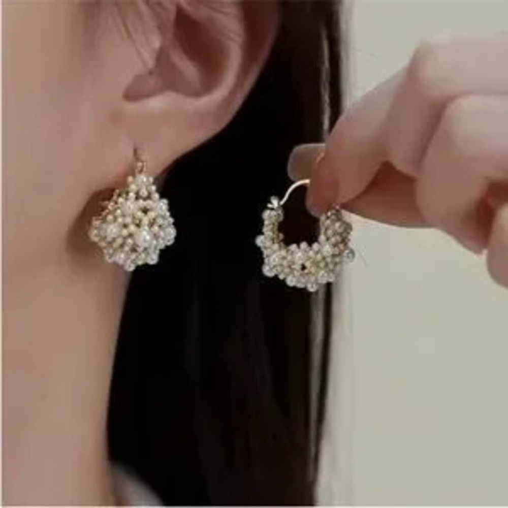 Anthropologie Gold Irregular Pearl Cluster Earrings